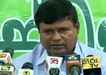 ගිනි දේවිගේ ගිනි ගන්න වංචාව! තෙල් නැතිවෙනවා කියලා කලින්ම කියපු ආනන්ද පාලිත මෙන්න කියනවා! අහගන්න! (VIDEO)