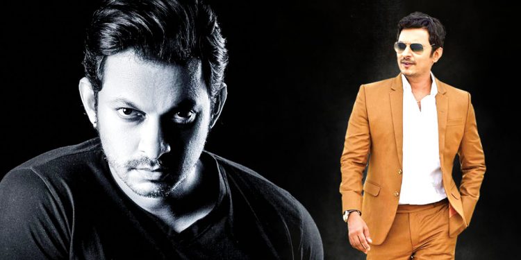 ඒක දේශපාලන බලපෑමක්! අයියගේ දේශපාලනය මට අදාළ නැහැ! ඒ මිම්මෙන් මාව සහ මගේ අදහස් මනින්න එපා!