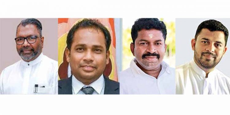 සිස්ටම් චේන්ජ්! දන්නෙම නෑ ඊයේ තවත් 4 දෙනෙක් දිවුරුම් දීලා! දෙන්නෙක් ගැන නම් අපි කිව්වා!