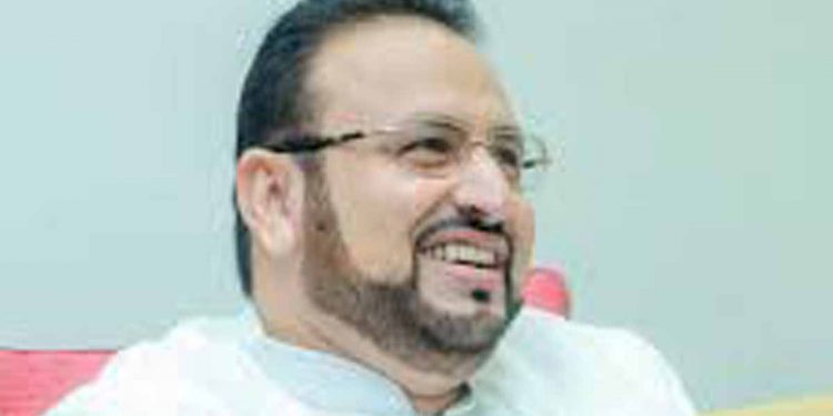 පාරට බැස්ස අහිසංක මිනිස්සු එක්ක සෙල්ලම් කරන්න ගියොත් හෙණ ගහනවා! කෙළවෙනවා! බලගතු පාරාවෝට වෙච්ච දේ මතක් කරමින් ‘බ්‍රදර් චාල්ස්’ කරපු ටික්ටොක් එක! (VIDEO)