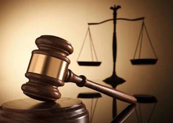 රට පනින්න බැරි වෙන විදිහට ආණ්ඩුවේ ප්රබල චරිත 4කට හෙට නඩු පවරයි!