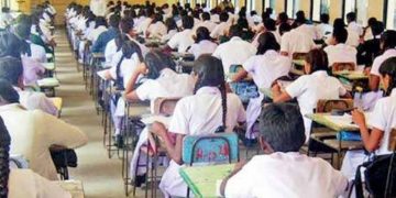 A-B-C-S-W අකුරු අස්සෙ හිරවෙලා…! දරුවන්ගේ හීන ගොඩක් නොපෙනෙන්නට සැඟවිලා…!