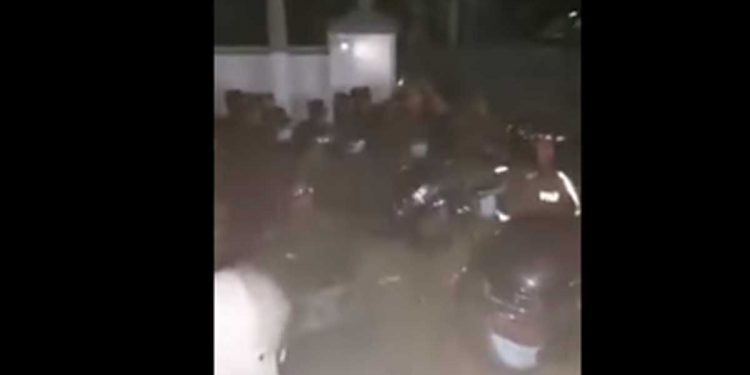 ඥානක්කාව බේරගන්න පොලිසිය මදිවාට හමුදාවත් දාලලු! කව්ද මේවට නියෝග දෙන්නේ!