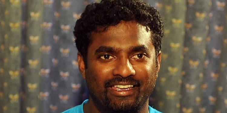 දිගටම උද්ඝෝෂණය කරලා වැඩක් නෑ! ආණ්ඩුව විසඳුමක් දෙයි! මුරලි තනි සටනක!