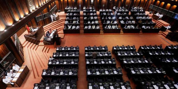 අද පාර්ලිමේන්තු වර්ජනයක්! ආණ්ඩුව පැත්තෙන් පළමු සංඥාව නිකුත් වෙයි! EXCLUSIVE
