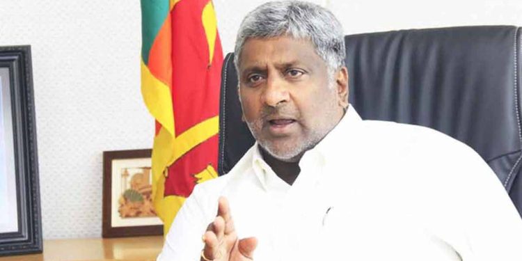 අරගල කරද්දී නොකළ යුතු 7ක් අලුත් ආරක්ෂක ඇමැති පෙන්වා දෙයි! කළොත් වැඩ වරදී!