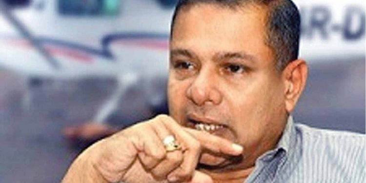 අර්බූදය ඔඩුදුවයි! ප්‍රියංකරත් රාජ්‍ය ඇමැතිකමෙන් ඉල්ලා අස්වෙයි!