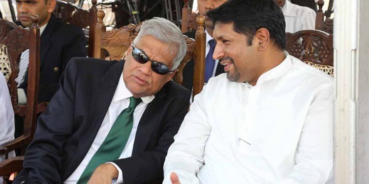 උදේ ‌ගෝඨාගෝගමට උදව් කරන්න රුවන් ලවා වෙබ් අඩවියක් අරී! හවස 5 වැනි පටුමගේ අගමැතිගෙ නිවස අසල උද්ඝෝෂණ බෑ කියා පොලිසියෙන් උසාවි නියෝගයක් ගනී! රනිල් වැඩ පෙන්වයි!