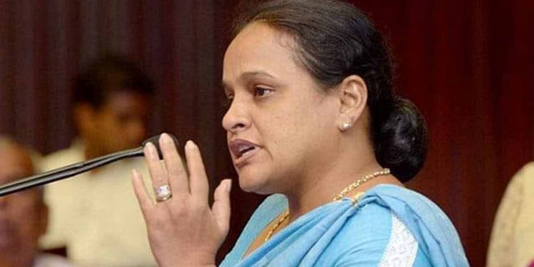 නියෝජ්‍ය කතානායක සටනට විපක්ෂයෙන් රෝහිණී කවිරත්න!