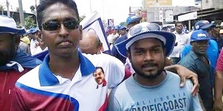 කෝටි ගණන් මිනිස්සුන්ගෙ සල්ලිවලින් පාර්ලිමේන්තු ඇවිත්, ඒක ඇතුළේ බොරු කියලා අතේ පත්තු වෙනවා! ඇත්තටම මුන්ට ලැජ්ජා නැද්ද කියලා හිතෙනවා! (VIDEO)