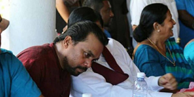 විමල් හීලෑ කරගන්න බැසිල් එළියට ගත්ත ෆයිල් මොනවද? විමල්ගෙ වලිගය හිටපු තැනටම ගියේ ඒ නිසාද? රාජපක්ෂලාගෙන් සල්ලි ගත්ත ස්වාධීන මන්ත්‍රීවරු කව්ද? (VIDEO)