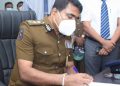 සීනියර් DIGලා තුන්දෙනෙක් වහාම මාරු කරයි! අජිත් රෝහණව දකුණට යවයි! නීතිපති ලිඛිතව දැනුම් දුන් දේශබන්ධු මාරු කර නෑ!