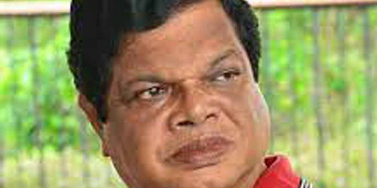බන්දුල සුද්දයකට සැරසෙයි! සියලු රාජ්‍ය මාධ්‍ය ආයතනවල සභාපතිවරුන්-අධ්‍යක්ෂ මණ්ඩල ගෙදර යවයි!