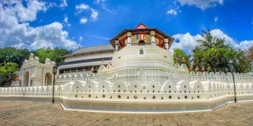 දළදා වහන්සේ ගැන ඔබ නොඇසූ රහස් මෙන්න…