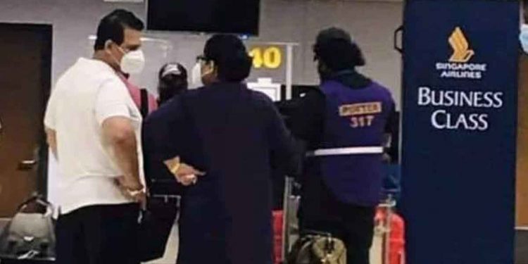 CIDය අත්අඩංගුවට ගන්න හොයන දුමින්ද සිංගප්පූරුවේ?