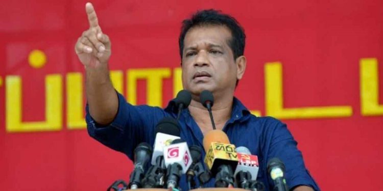 රනිල්වයි හරීන්වයි එකට තියලා ලාල්කාන්ත දෙන්නගේම රෙදි ගලවයි! ජන්දෙකට ලෑස්ති වෙන්න! පාර්ලිමේන්තුවේ 225ටම අනතුරු අඟවයි!