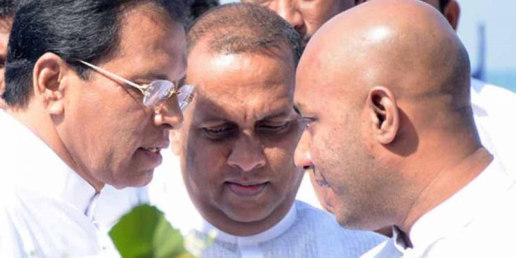 ප්‍රතිපත්ති පැත්තකට දාලා පක්ෂෙත් කඩාගෙන ගිහින් ඇමැතිකමක් අරන් දැන් කියනවා නෑලු.. බෑලු… බලමුලු… දුකලු…! ඔන්න අහගන්නකෝ! (VIDEO)