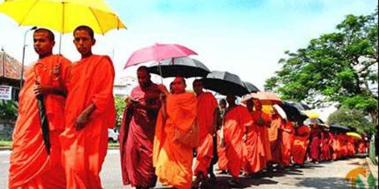 මහා ජන සභාවක් 21 කොළඹදී! හිමිවරු දහස් ගණනක් සමග පියතුමන්ලාත් එක්වෙයි! ජනාධිපතිට ඒකාබද්ධ නිවේදනයක් නිකුත් කරන්නත් සූදානම්! EXCLUSIVE