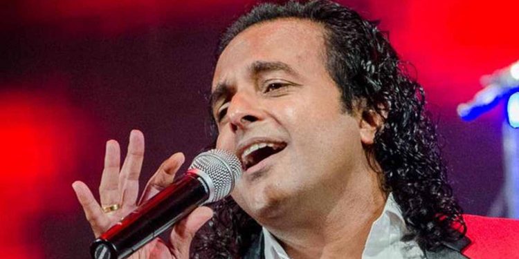 වාහන මොටද තෙල් ටික ගහගන්න බැරී…! ගෑස් මොටද බත් ටික පිසගන්න බැරී..! කිරිපිටි මොටද දරුවෙක් හට දෙන්න බැරී..! රජයක් ‌මොටද ජනයා රැකගන්න බැරී..!  එපා එපා එපා දෙන්න එපා…!  එපා එපා එපා මුන්ට ආයෙ දෙන්න එපා…! මේරියන්ස් නලින් රටටම ගැලපෙන සිංදුවක් හදයි! (VIDEO)
