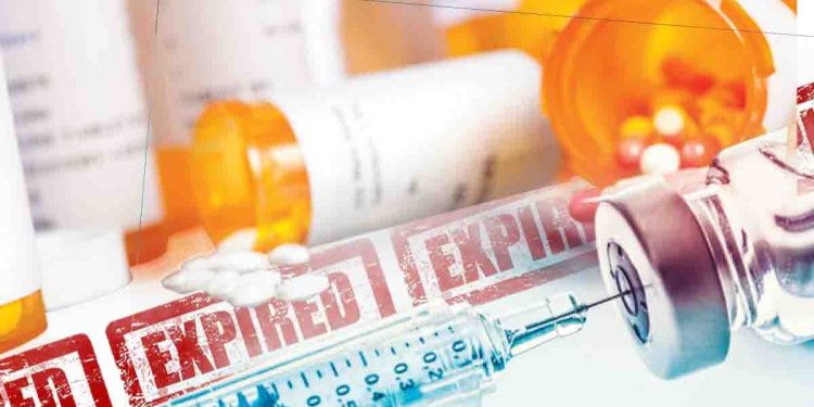 ගැබිනි මව්වරුන්ට වහ පොවපු හැටි මෙන්න…