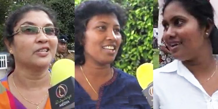 මෙන්න සංරක්ෂණය වෙලා තියෙන තවත් නියම වීඩියෝ එකක්! රට භාරගන්න එන වීරයා ආවෙ නැත්නම් අපිත් ඉවරයි, රටත් ඉවරයි! මේ යමපාලනය ඉවර වෙන්න ඕනෙ! සජිත් කියන ඒවා වැඩක් නෑ! එයාට තේරුමක් නෑ! ගෝඨාභය දිනනවා! එතකොට රටත් දිනනවා! මෙන්න අපේ රටේ මිනිස්සු දුර බලලා ඡන්දෙ පාවිච්චි කරපු හැටි! හරි වටින වීඩියෝ එකක්! (VIDEO)