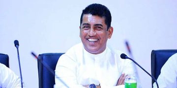 වහාම පෙනී සිටින්න! උසාවිය අද රෑ 8 වන තෙක් ජොනීට කල් දෙයි!