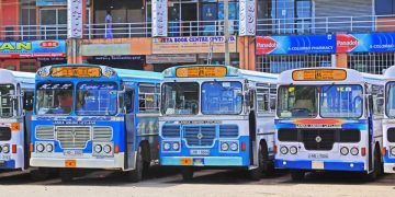 අද රෑ සිට බස් ගාස්තු නගී… අවම ගාස්තුව 40යි!