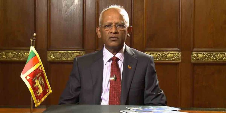 ගෙදර ගිය ලලිත් වීරතුංග ආයෙමත් වැඩට එයි! ජනාධිපති ලේකම් කාර්යාලයේ කාමරය නැතිවෙයි! ජනාධිපති මන්දිරයේ ඉඳන් වැඩ පටන් ගනී!
