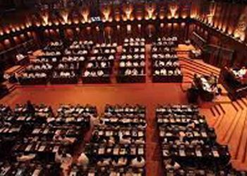විදුලි පනතට විපක්ෂයේ විරෝධය! ආණ්ඩුවේ කොටසකුත් විරුද්ධයි! විරෝධය මැද කංචන පනත ගේන්න තීන්දු කරයි!