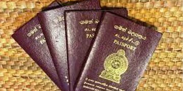රට අතහැර යන ප්‍රමාණය වැඩිවෙයි! වෙනදා නිකුත් කළේ පාස්පෝට් 2000යි! ඔන්න අද ඉඳන් 3500ක් නිකුත් කරනවා!
