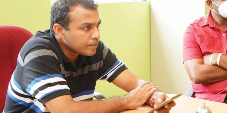 කිසිම තේරුමක් නැති වැඩක්! ජනාධිපතිගේ තීන්දුවට පොහොට්ටුවේ ප්රමිතගෙන් බරපතළ ප්රහාරයක්!