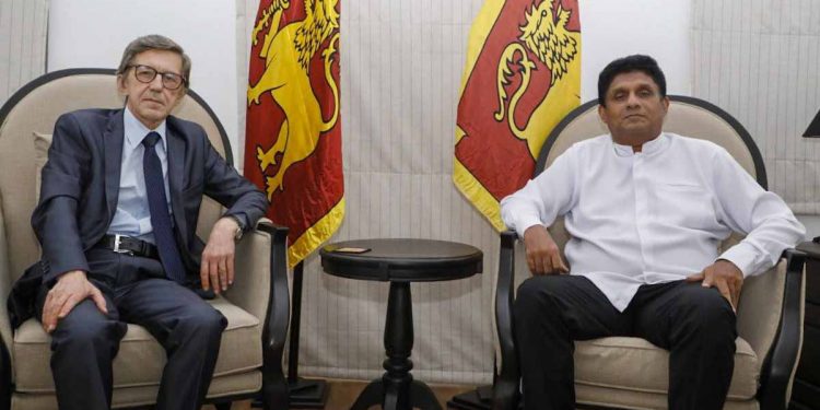 ආණ්ඩුව කරන්න ඕන වැඩක් විපක්ෂනායක සජිත් රට වෙනුවෙන් කරයි! සංචාරක නියෝජිතයන් සමග වහාම රුසියානු තානාපති හමුවෙයි! ලංකාවට සංචාරකයන් එවන්න කියයි! (VIDEO)