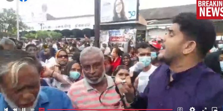 සජබෙ කොටුව ඉදිරිපිටට රැස්වෙයි! ගෝඨාට-රනිල්ට-ආණ්ඩුවට ‌එරෙහි විරෝධය ඇරඹෙයි! (VIDEO)