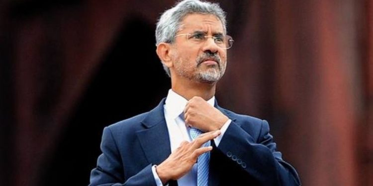 ‘ලංකාව මූල්‍ය විචක්ෂණභාවය පවත්වාගෙන ගොස් නෑ! වගකිව යුතු අයුරින් පාලනය සිදු කොට නෑ!’ ලංකාවේ අර්බූදයෙන් ඉගෙන ගන්න ඕන පාඩම ගැන ඉන්දියාව ලෝකෙටම කියයි!
