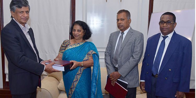 ජපානයද? නිමල් සිරිපාලද? ‘තායිසෙයි’ අල්ලස් චෝදනාව ගැන හොයන්න රනිල් පත්කළ කමිටුවේ වාර්තාව එළියටත් ඇවිත්!
