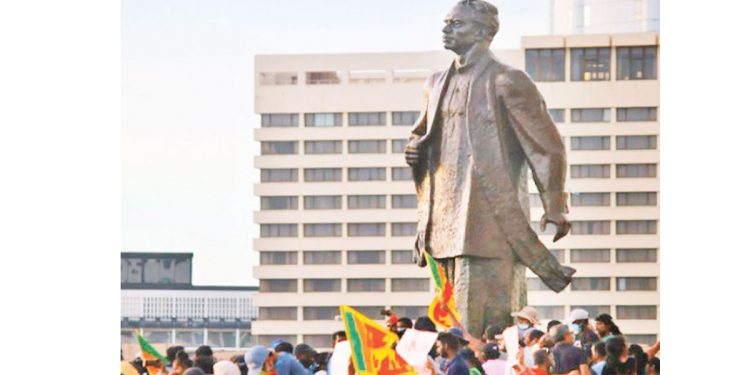 ගෝල්ෆේස් එකේ මීටර් 50ක තහනම් කලාපයක්! උසාවියෙන් නියෝගයක් දෙයි!
