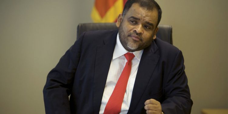 ධම්මික කිව්වා වගේම පළමු වැඩේ කරලා පෙන්වයි!