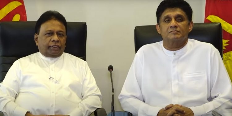 රටටම සුබ පණිවුඩයක්! රටම ඉල්ලපු සම්මුතිවාදය තහවුරු වෙයි! ඩලස්-සජිත් එකට වාඩිවී ජාතිය අමතයි! (VIDEO)