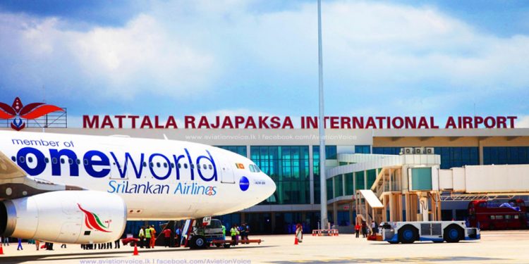 ප්‍රභූන් කිහිප දෙනකු මත්තලින් රට පැනීමේ සූදානමක්! මත්තල ආගමන විගමන නිලධාරීන් ‌රාජකාරීවලින් ඉවත් වෙයි!