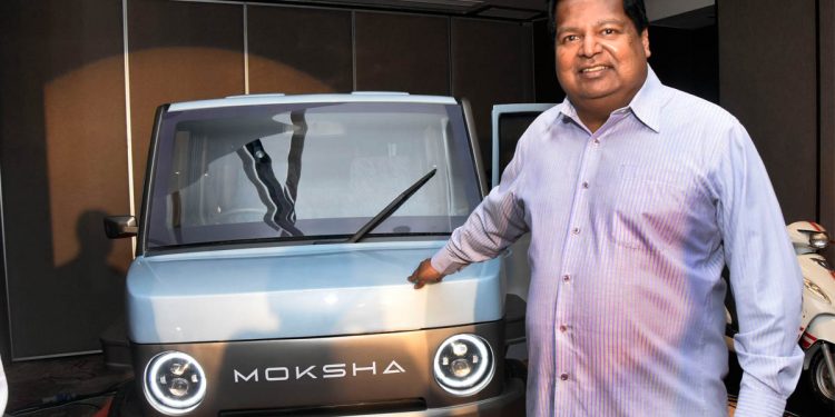 පෙරළියක් කරමින් ‘අයිඩියල් මෝටර්ස්’ ලංකාවේ හදපු පළමු ඉලෙක්ට්‍රික් වාහනය එළියට දමයි! (PHOTOS)