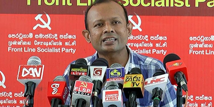 ගෝල්ෆේස් එකට පහර දුන් සියලු දෙනාම දේශීය අධිකරණය හා ජාත්‍යන්තර අධිකරණය හමුවට රැගෙන එන්න පෙරටුගාමීන් තීන්දු කරයි! සම්බන්ධ වූ සියලු දෙනාම හෙළිදරව් කළ යුතුයි! දඬුවම් කළ යුතුයි! (VIDEO)