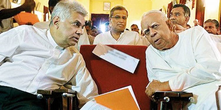 සම්බන්දන් මුල්වරට රනිල් ගැන ආණ්ඩුව ගැන TNA ප්රතිපත්ති ගැන ජනාධිපති තේරීමේ ජන්දෙන් පසු කතා කරයි!