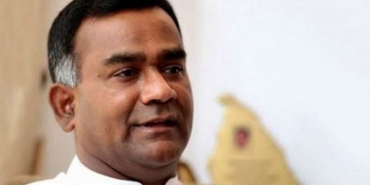 තිස්ස යන පැත්ත හැමදාම පරදිනවාද? තිස්ස රනිල්ගෙන්ම උදාහරණයක් අරන් මාධ්‍යයට හොඳ උත්තරයක් දෙයි! (VIDEO)
