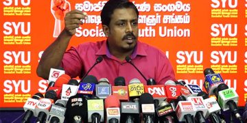 ගෝල්ෆේස් අරගලයේ ඉදිරියෙන්ම සිටි එරංගගේ ගෙදර ‌පොලිසියෙන් වටලයි!