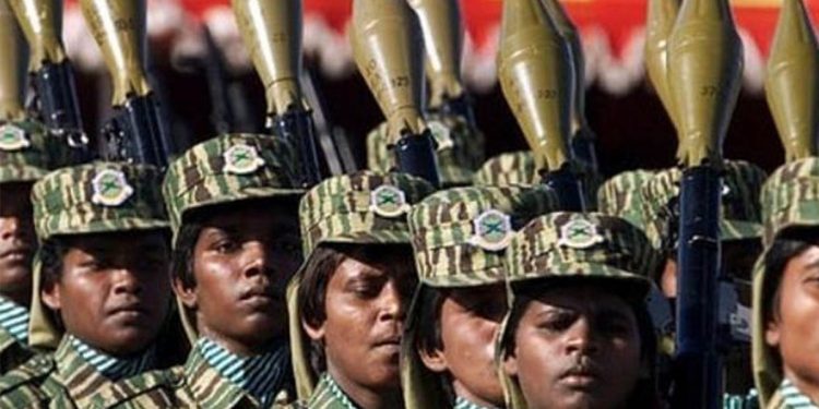 කොටි යළි නැගිටින්නයි හදන්නේ! ඉන්දියාව කොටින්ගේ ආයුධ රැසක් සොයාගනී! දෙන්නෙක් අල්ලයි! රහසිගත රැස්වීමුත් පවත්වලා!