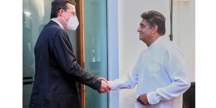 IMF නියෝජිතයන් අද සජිත් හමුවෙයි! මූල්ය අර්බූදයට විසඳුම් හොයයි! (PHOTOS)