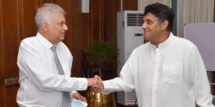 තනතුරු එපා! පාර්ලිමේන්තු කමිටු ක්රමය හරහා රට ගොඩ නගමු! හැබැයි හදිසි නීතියත් ඉවත් කරන්න! මර්දනයත් නවත්වන්න! විපක්ෂනායක ජනාධිපතිටම කියයි! (VIDEO & PHOTOS)