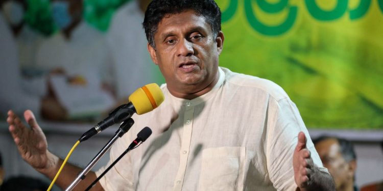 දැන් මේක විකෘතියක්! රට කරන්න ජනවරමක් ඕනෑ! වහාම මහමැතිවරණයක් තියන්න! විපක්ෂනායක ඉල්ලයි! (VIDEO & PHOTOS)