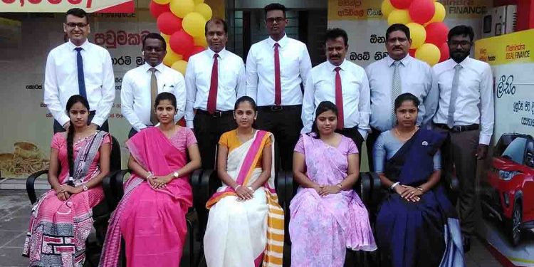 සුන්දර හලාවත නගරයටත් මහින්ද්‍රා අයිඩියල් ෆිනෑන්ස් ශාඛාවක්…