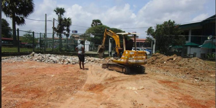 ගාලු ක්රිකට් පිටියේ කරපු සංවර්ධන ව්යාපෘතියක් පුරාවිද්යාවෙන් වහාම නවත්වයි! උසාවියටත් යයි!